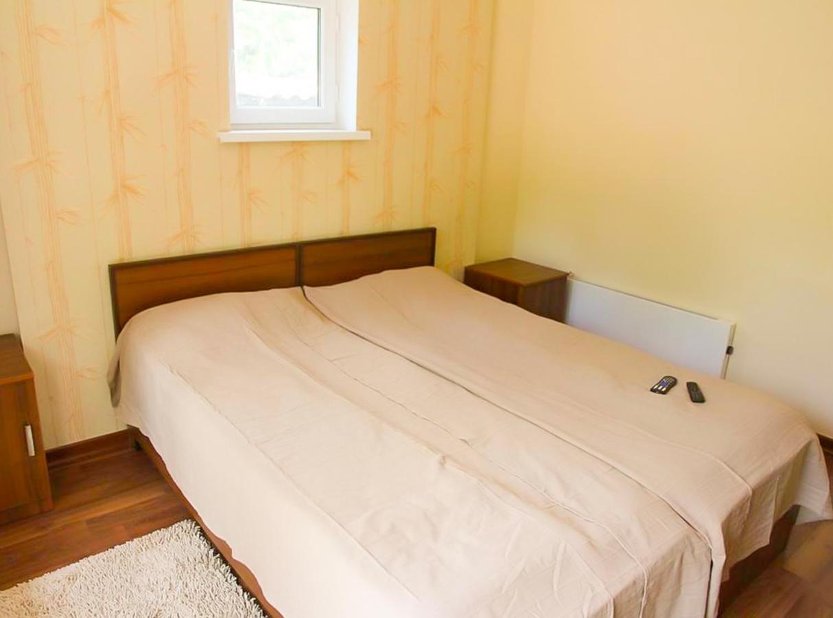Guest House Leto Dolinka Eksteriør billede