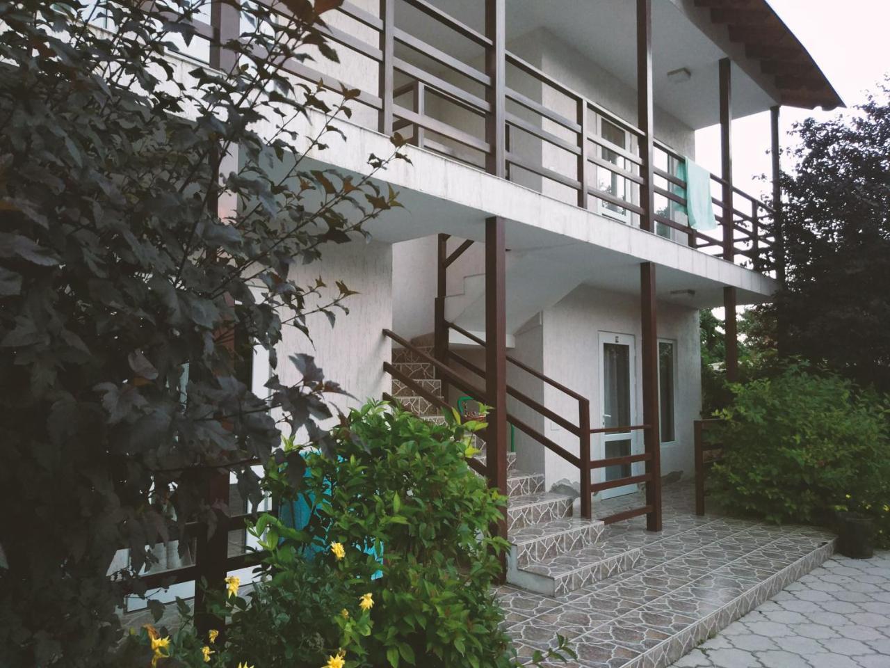 Guest House Leto Dolinka Eksteriør billede